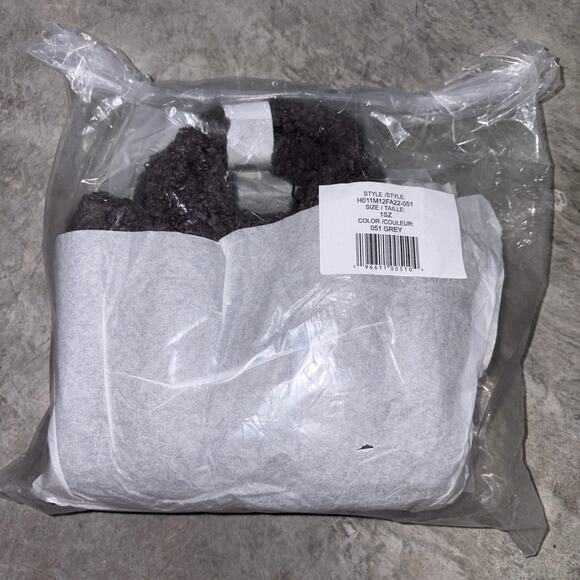 Marc Jacobs Women's The Teddy Small Tote Grey New Sealed Rare - Picture 3 of 12